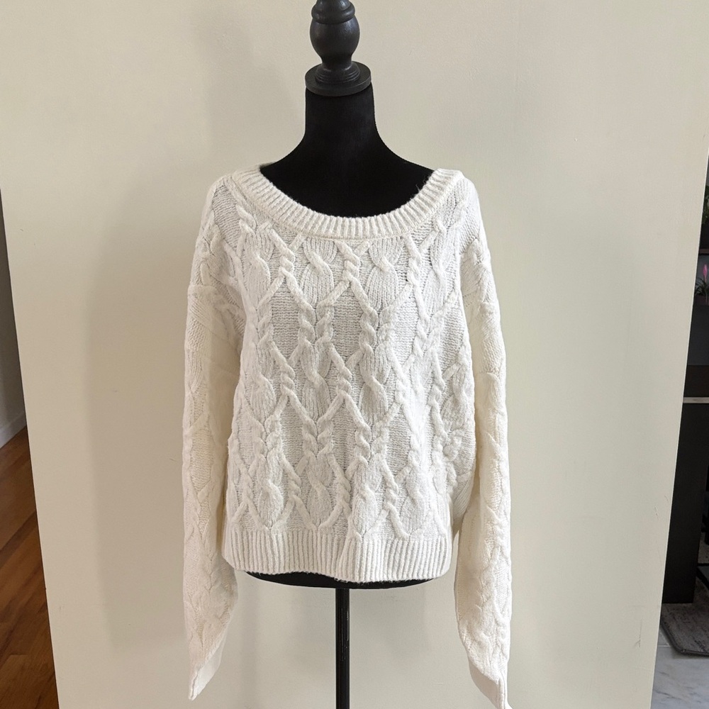 Women's Scoop Neck Cable Knit Sweater - Cream